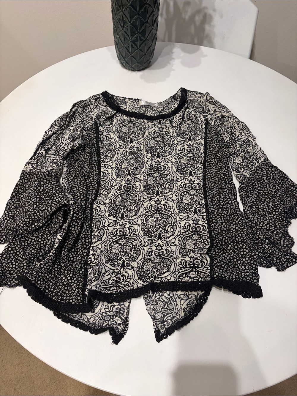 Solitaire Black and White Printed Mixed-Pattern Long Sleeve Tee
